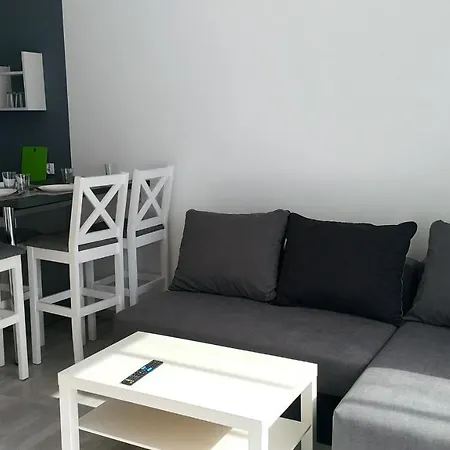 Over Lake-domki,apartamenty *