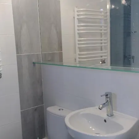 Over Lake-domki,apartamenty ロッジ