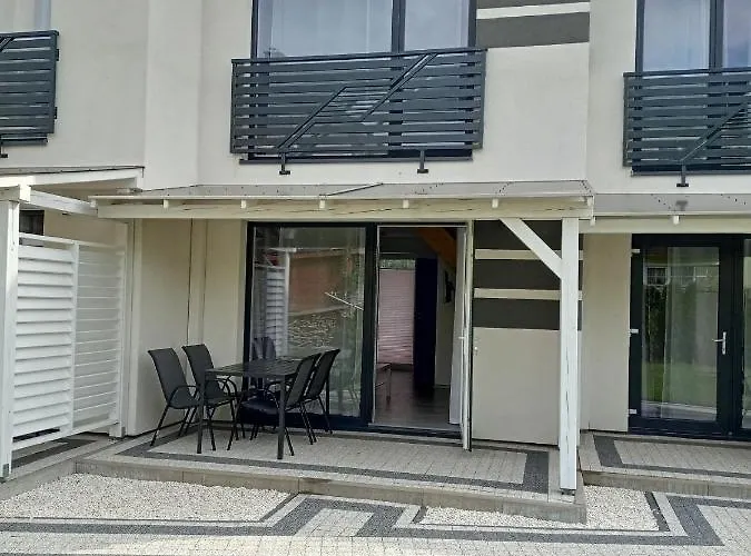 Chata Over Lake-domki,apartamenty *